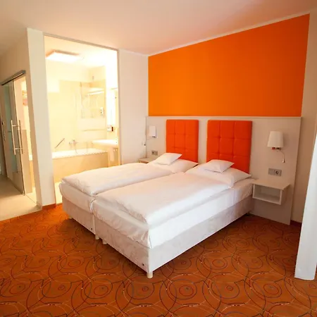 Hotel Waldperle 2*